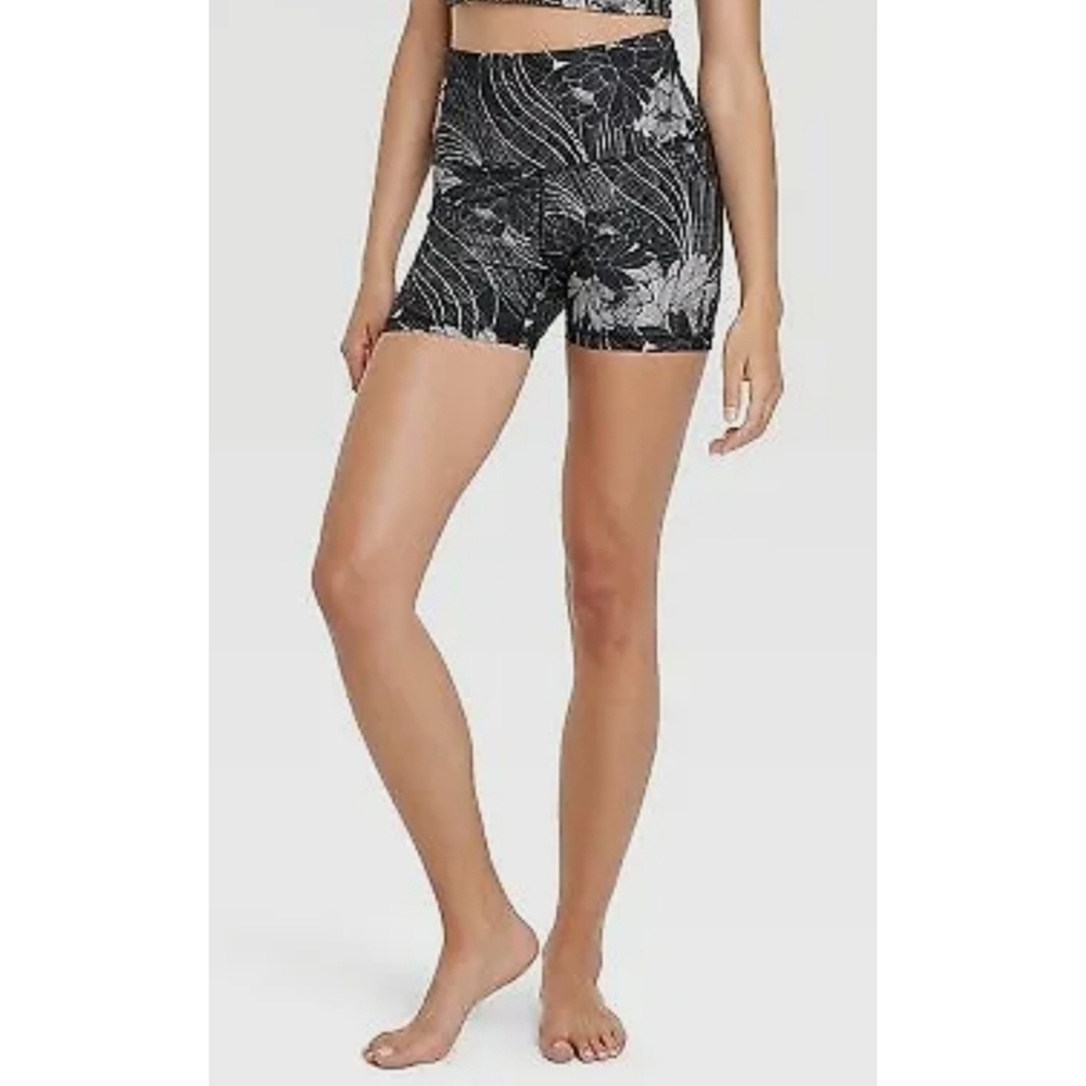 NEW JoyLab High Rise Bike Shorts